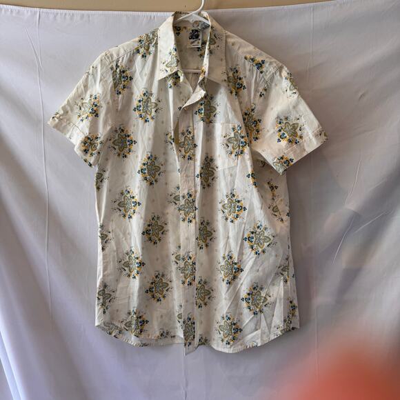 Kennington size large me a short sleeved patterned button down - Picture 2 of 4